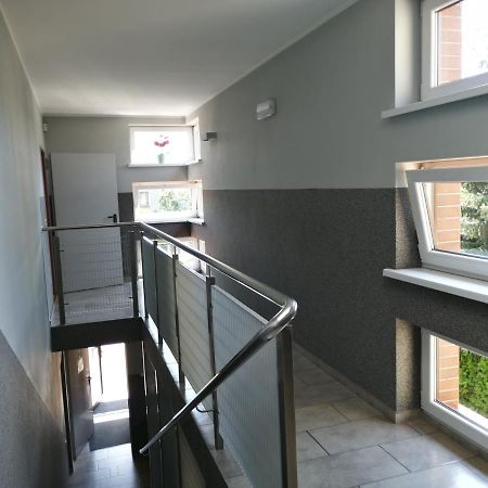 Pokoje Goscinne Z Prywatna Lazienka Dla Firm Gliwice Bagian luar foto